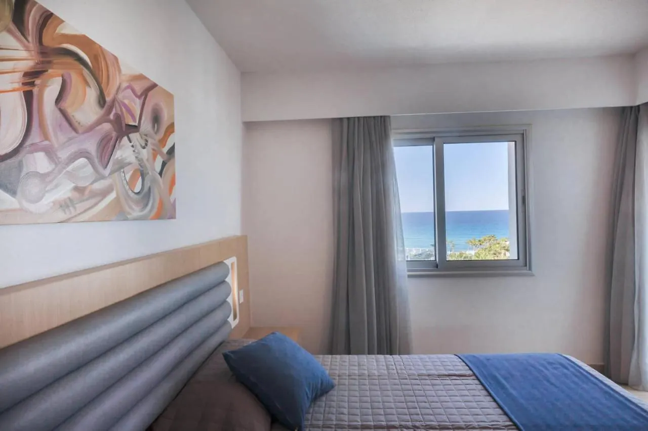 Vrissaki Hotel Apartments Protaras 5*,